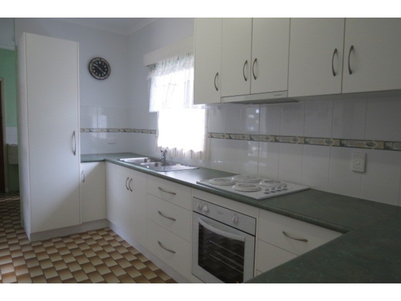 16 Denison Street, Bowen QLD 4805