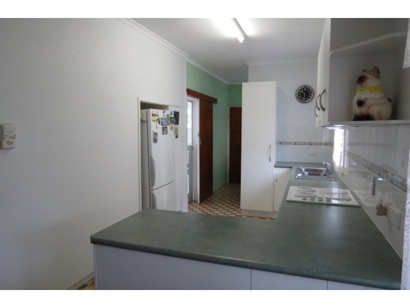 16 Denison Street, Bowen QLD 4805