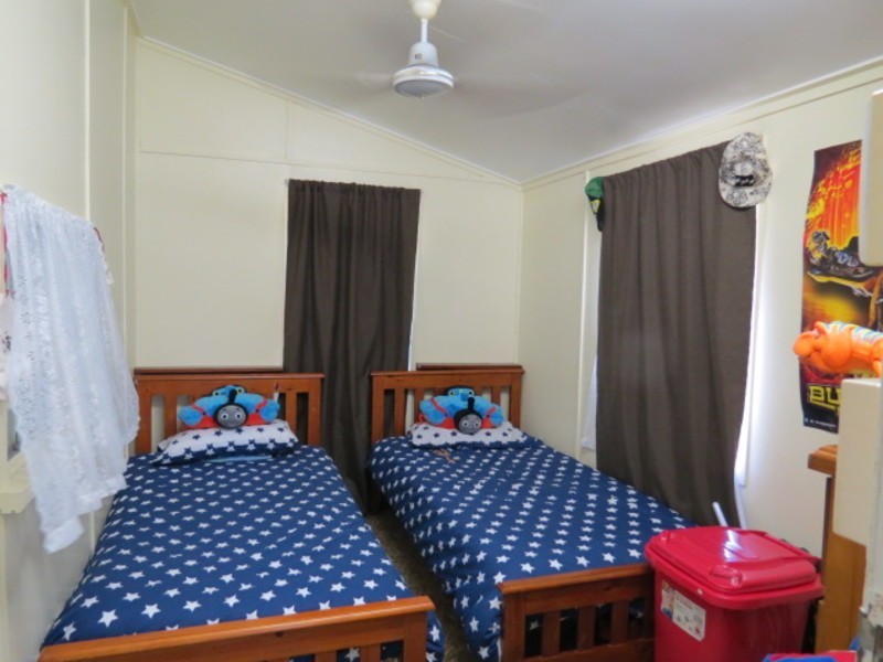 6 Canberra Street, Bowen QLD 4805