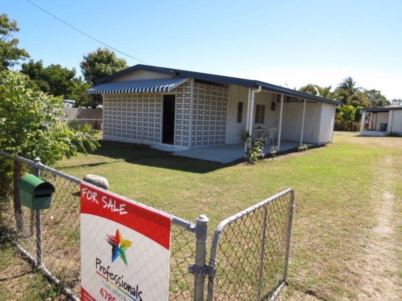 72 Field Street, Bowen QLD 4805