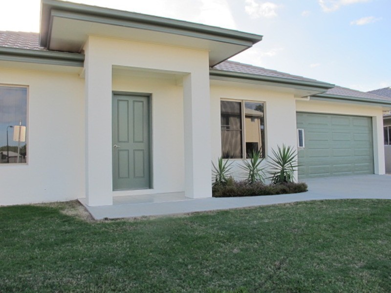 14 Seabreeze Close, Bowen QLD 4805