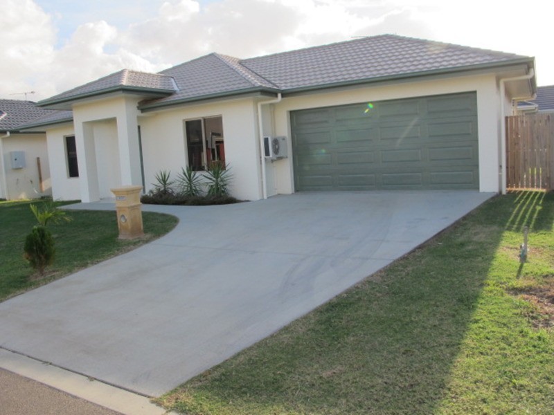 14 Seabreeze Close, Bowen QLD 4805