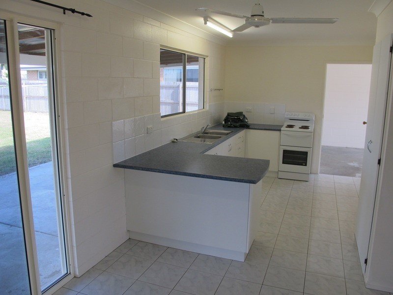 16  Hillview Place, Bowen QLD 4805