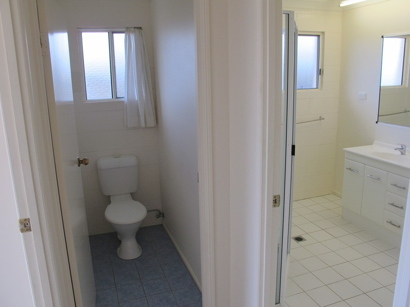 16  Hillview Place, Bowen QLD 4805