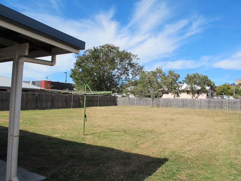 16  Hillview Place, Bowen QLD 4805