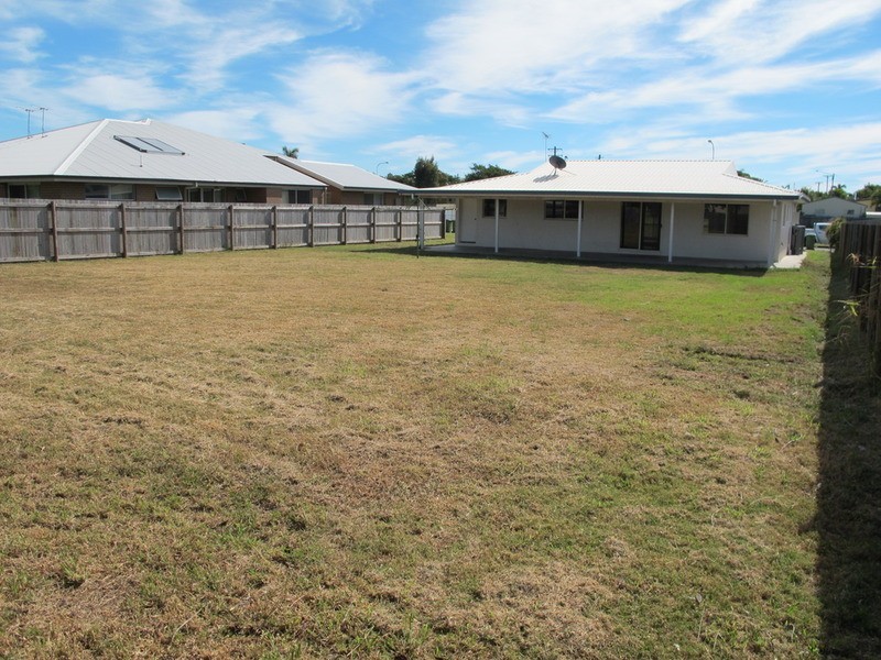 16  Hillview Place, Bowen QLD 4805
