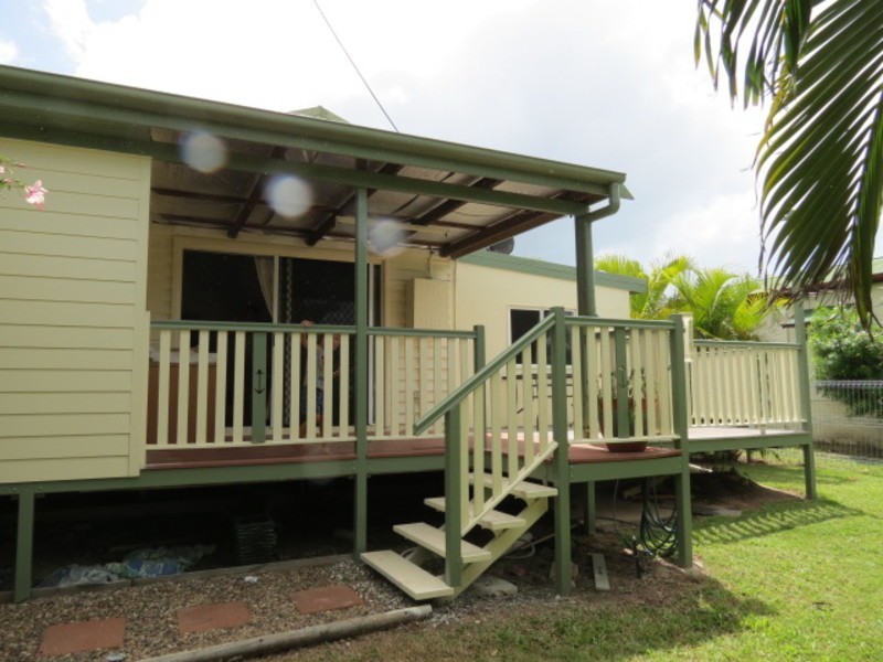 58  Poole Street, Bowen QLD 4805
