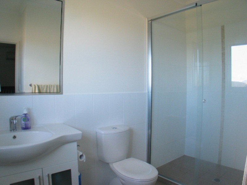 18 Banks Drive, Bowen QLD 4805