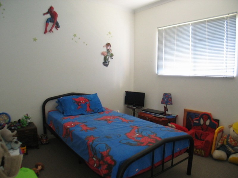 18 Banks Drive, Bowen QLD 4805