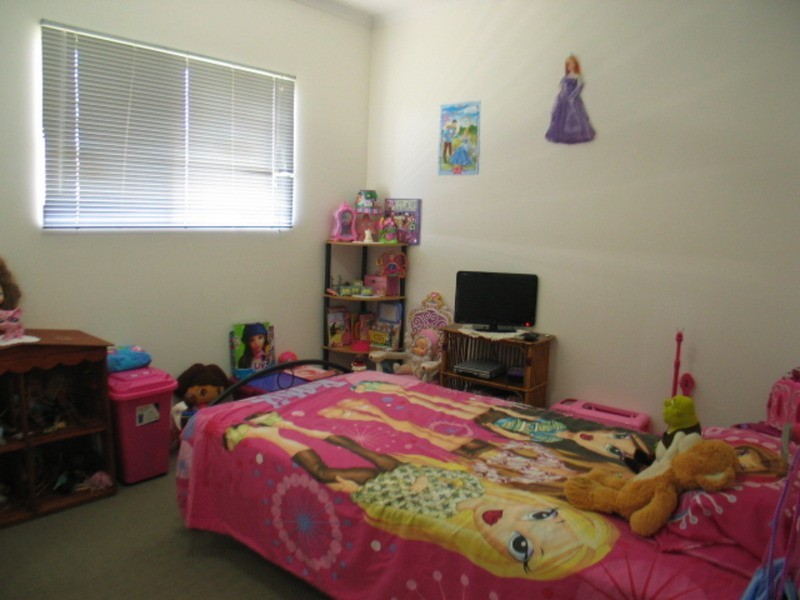 18 Banks Drive, Bowen QLD 4805