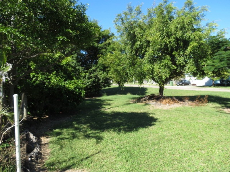 36  Gloucester Street, Bowen QLD 4805