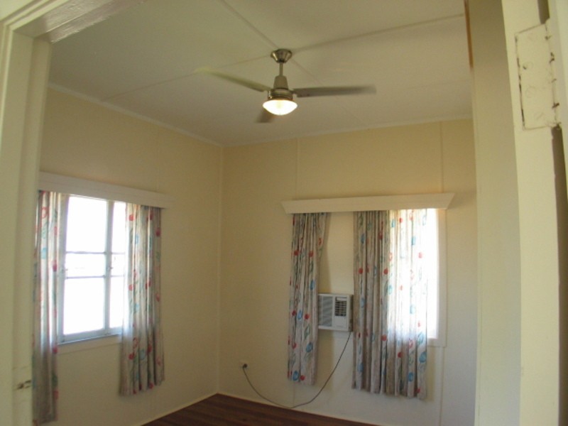 20 Brisbane Street, Bowen QLD 4805