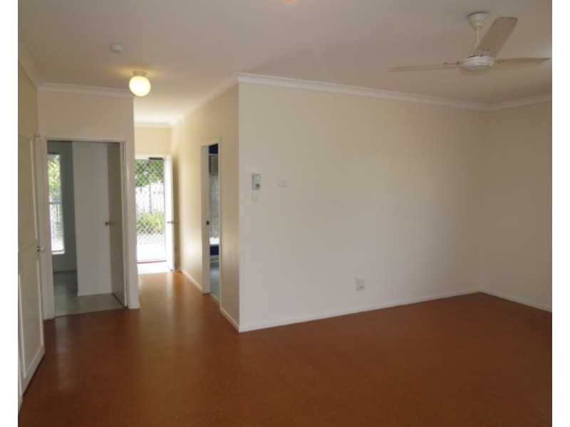 2/30 Sinclair Street, Bowen QLD 4805