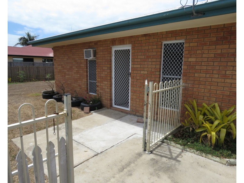 2/30 Sinclair Street, Bowen QLD 4805