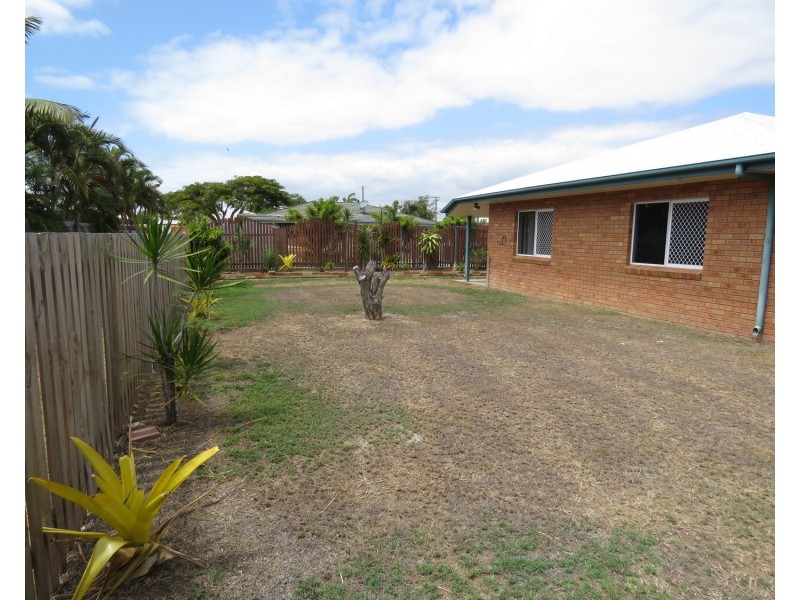 2/30 Sinclair Street, Bowen QLD 4805