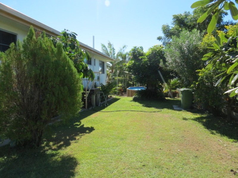 32  Thomas Street, Bowen QLD 4805