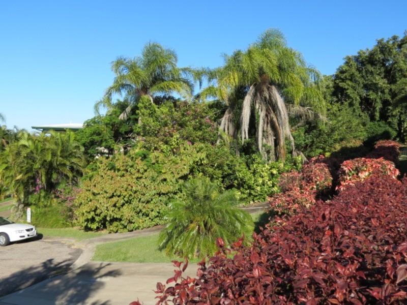 17 Philip Street, Bowen QLD 4805
