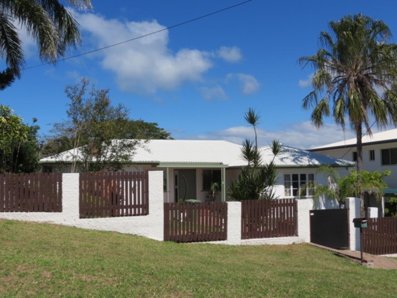77 Livingstone Street, Bowen QLD 4805