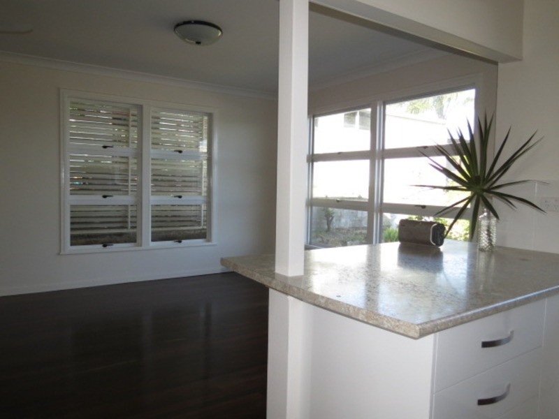 77 Livingstone Street, Bowen QLD 4805