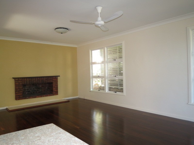 77 Livingstone Street, Bowen QLD 4805