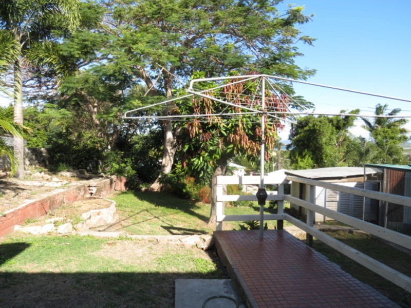 77 Livingstone Street, Bowen QLD 4805