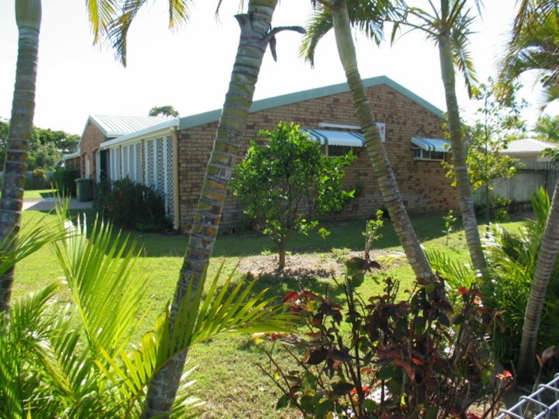 2 A Verna Street, Bowen QLD 4805