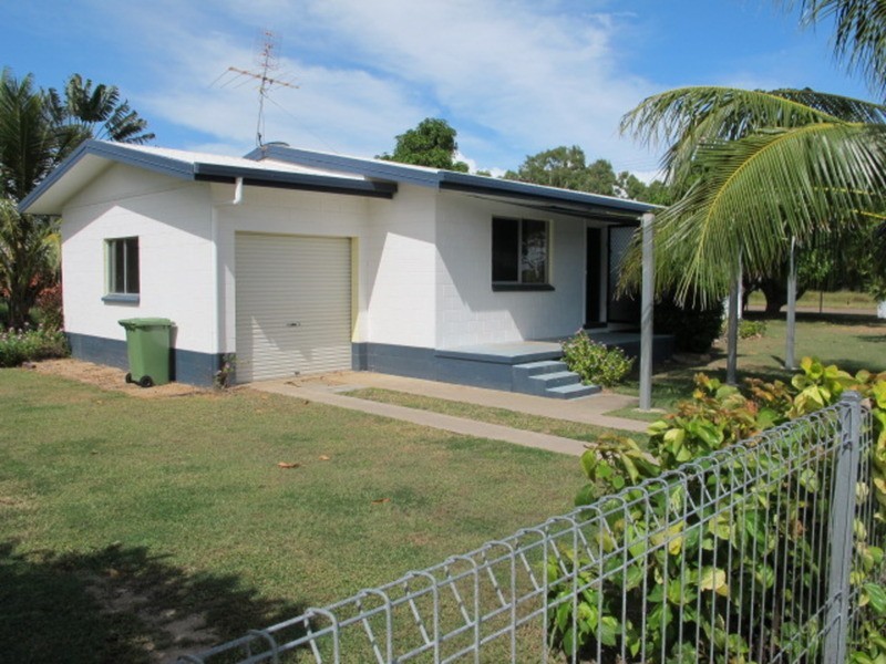 36 Scott Avenue, Bowen QLD 4805