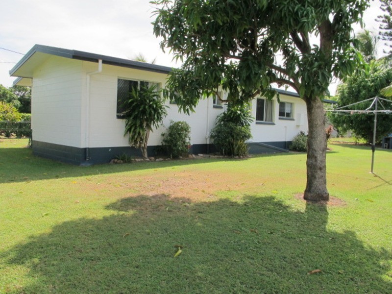 36 Scott Avenue, Bowen QLD 4805