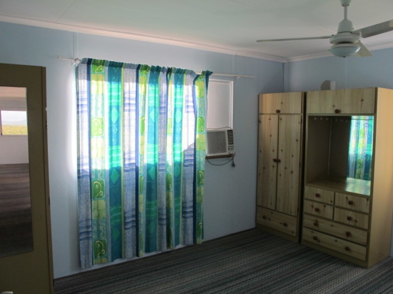 5 Avicennia Street, Bowen QLD 4805