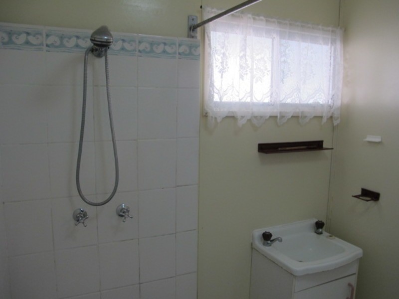 5 Avicennia Street, Bowen QLD 4805