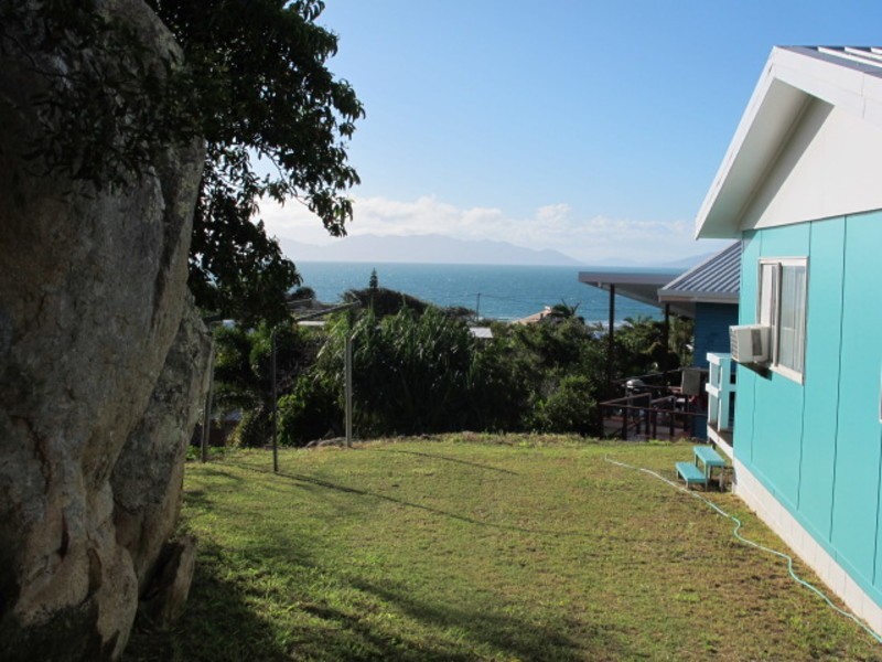 5 Avicennia Street, Bowen QLD 4805