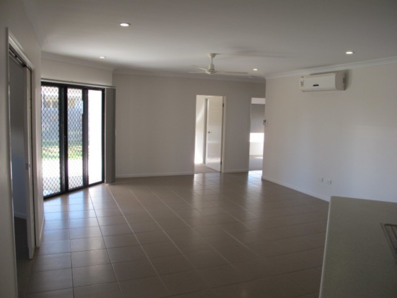 10 Nautilus Street, Bowen QLD 4805