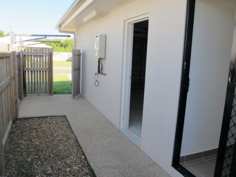 10 Nautilus Street, Bowen QLD 4805