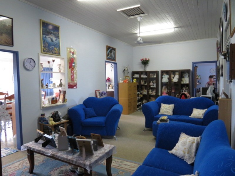 32 Reynolds Street, Bowen QLD 4805