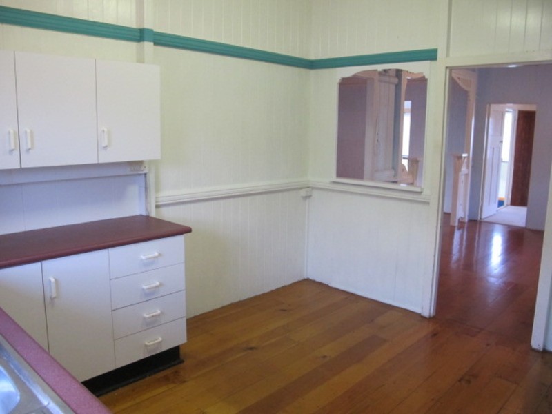 19 Gordon Street, Bowen QLD 4805