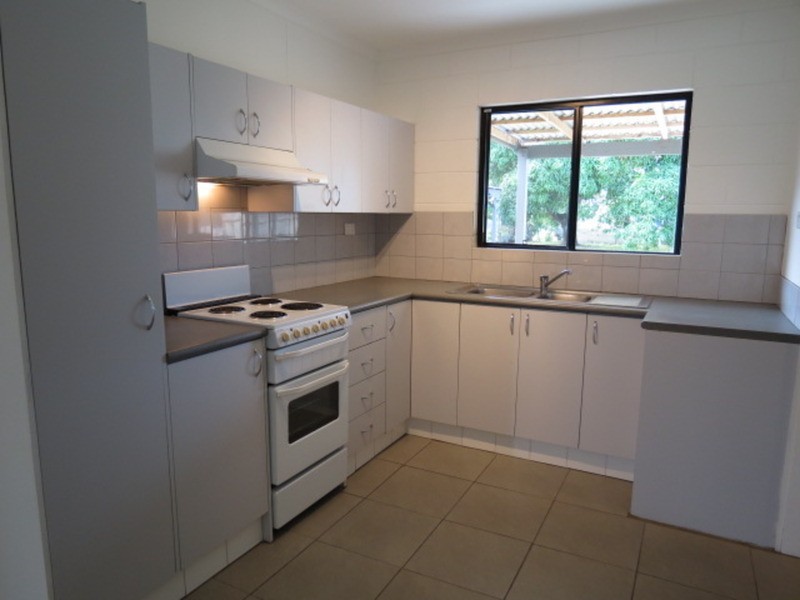 10 Field Street, Bowen QLD 4805