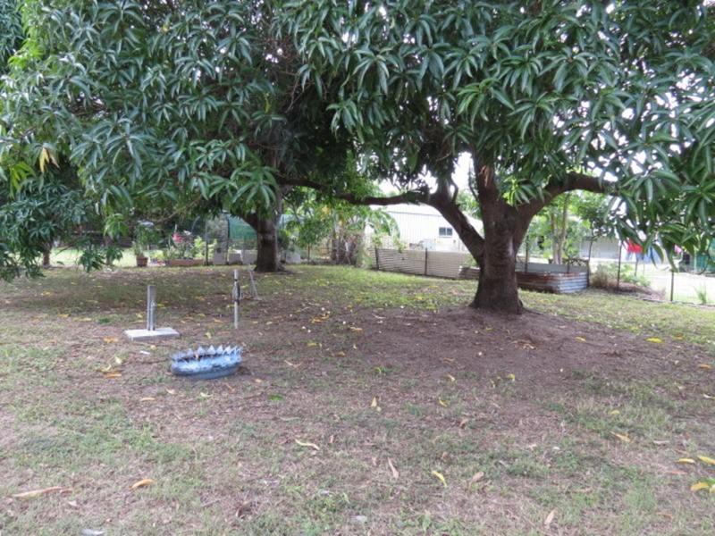 10 Field Street, Bowen QLD 4805