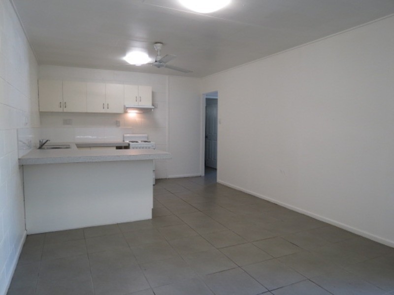 10 Field Street, Bowen QLD 4805