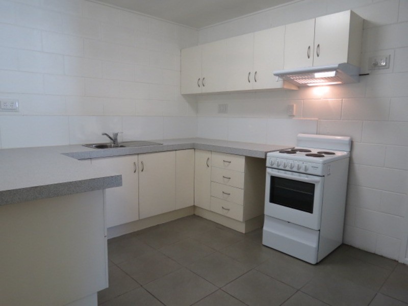 10 Field Street, Bowen QLD 4805