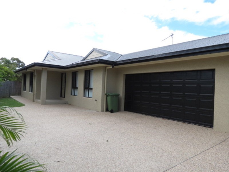 2/98a Williams Street, Bowen QLD 4805