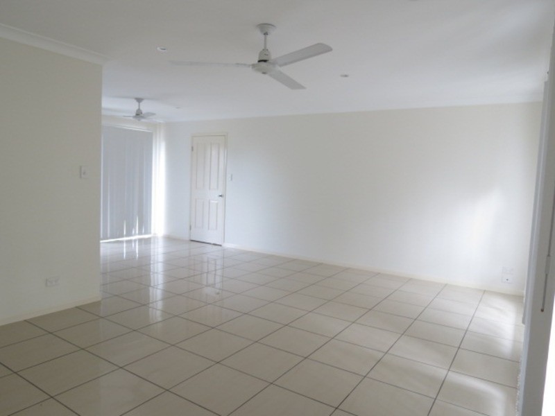 2/98a Williams Street, Bowen QLD 4805