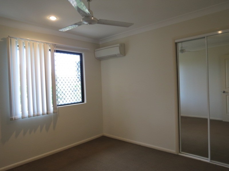 2/98a Williams Street, Bowen QLD 4805