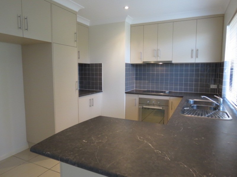 2/98a Williams Street, Bowen QLD 4805