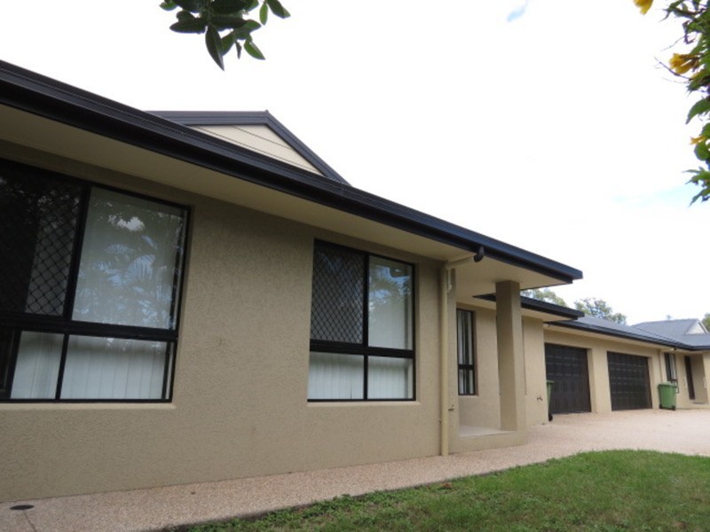 2/98a Williams Street, Bowen QLD 4805