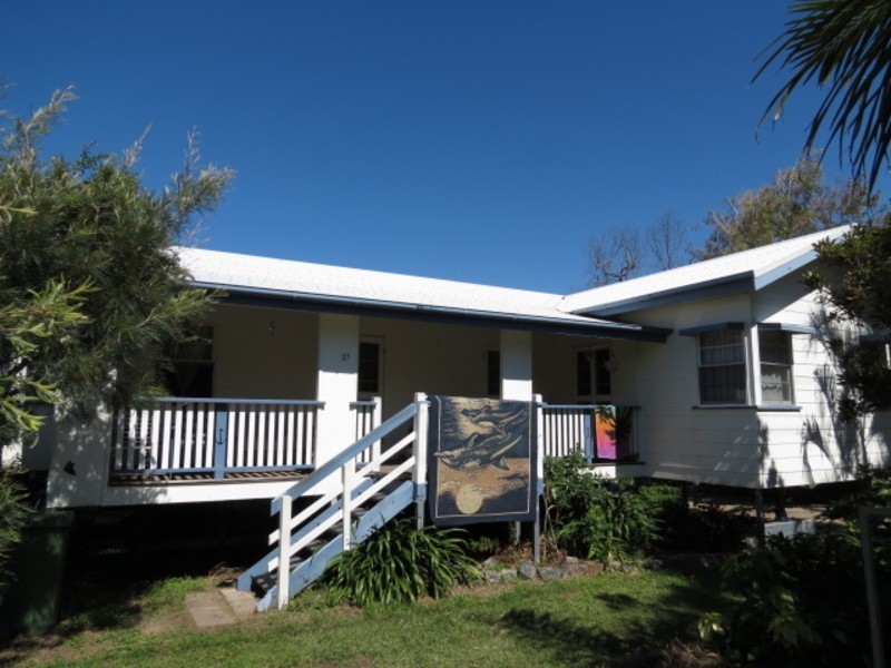 27 Elphinstone Street, Bowen QLD 4805