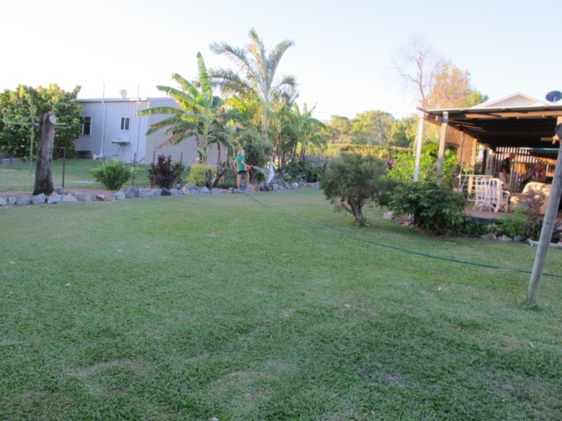 27 Elphinstone Street, Bowen QLD 4805