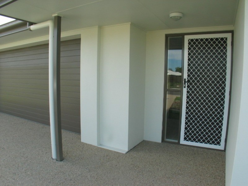 5 Cowrie Street, Bowen QLD 4805