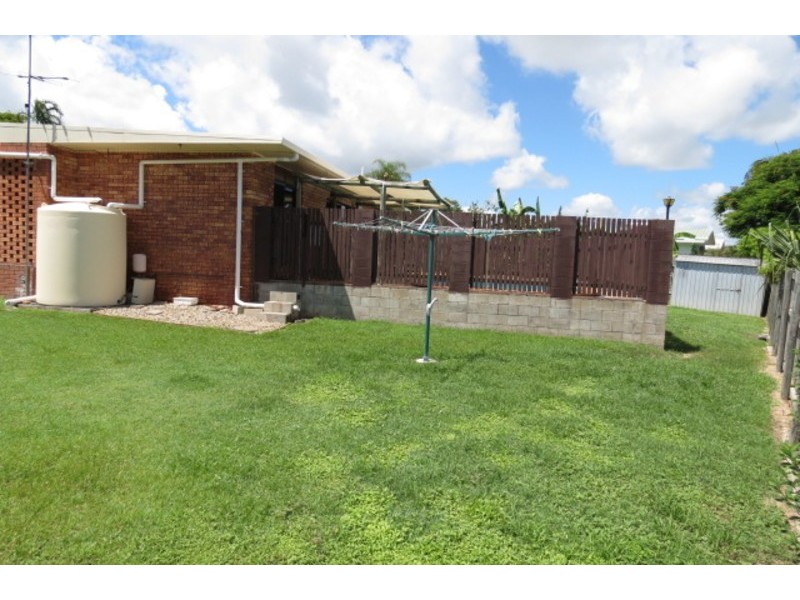 13 Salisbury Crescent, Bowen QLD 4805