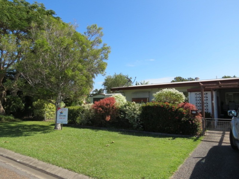 2/25 Marshall Street, Bowen QLD 4805