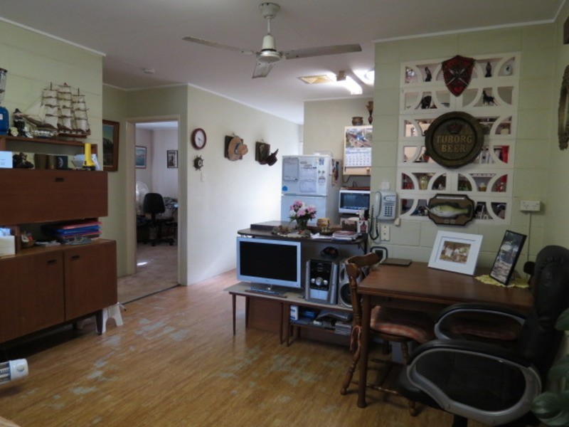 2/25 Marshall Street, Bowen QLD 4805